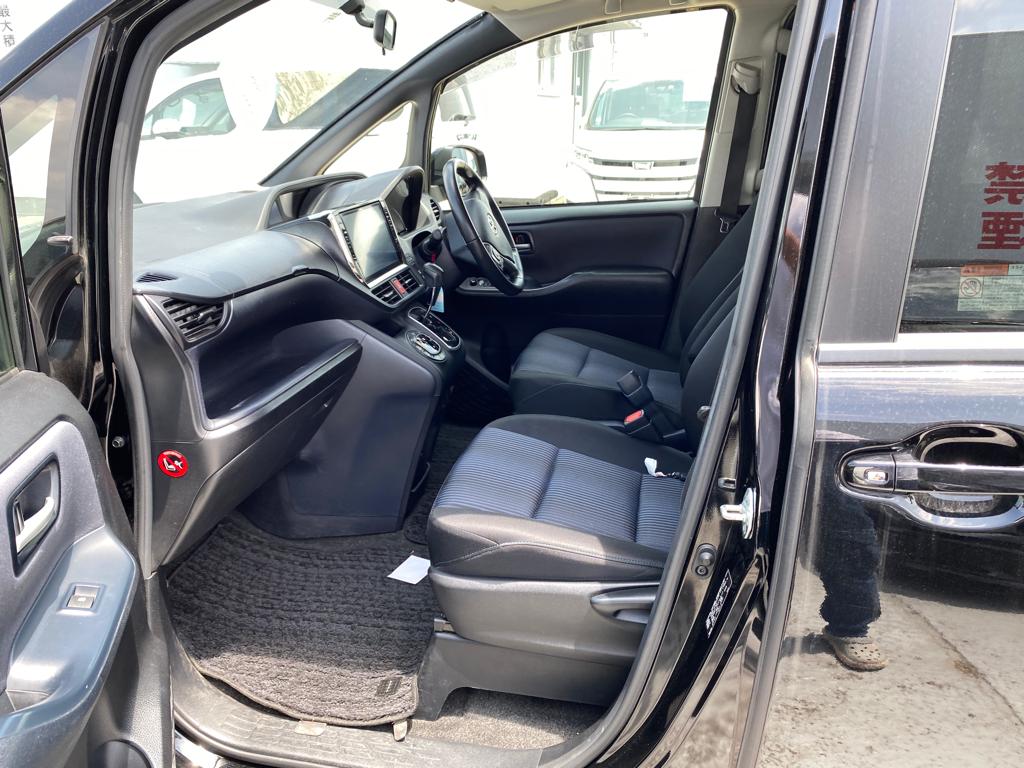 2014 Toyota Voxy Sunroof